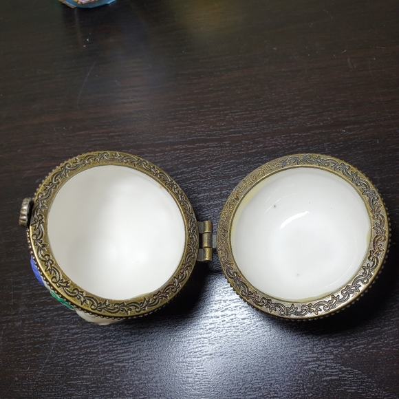 Easter Decor Bundle - Picture 3 of 11